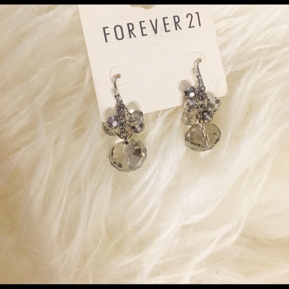 Francesca’s/Forever 21: earring bundle - Picture 4 of 4